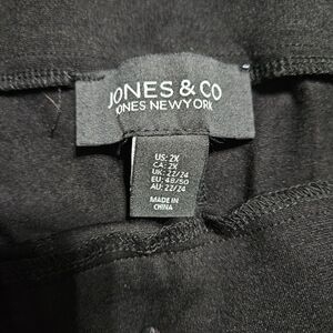 Jones & Co Black Top